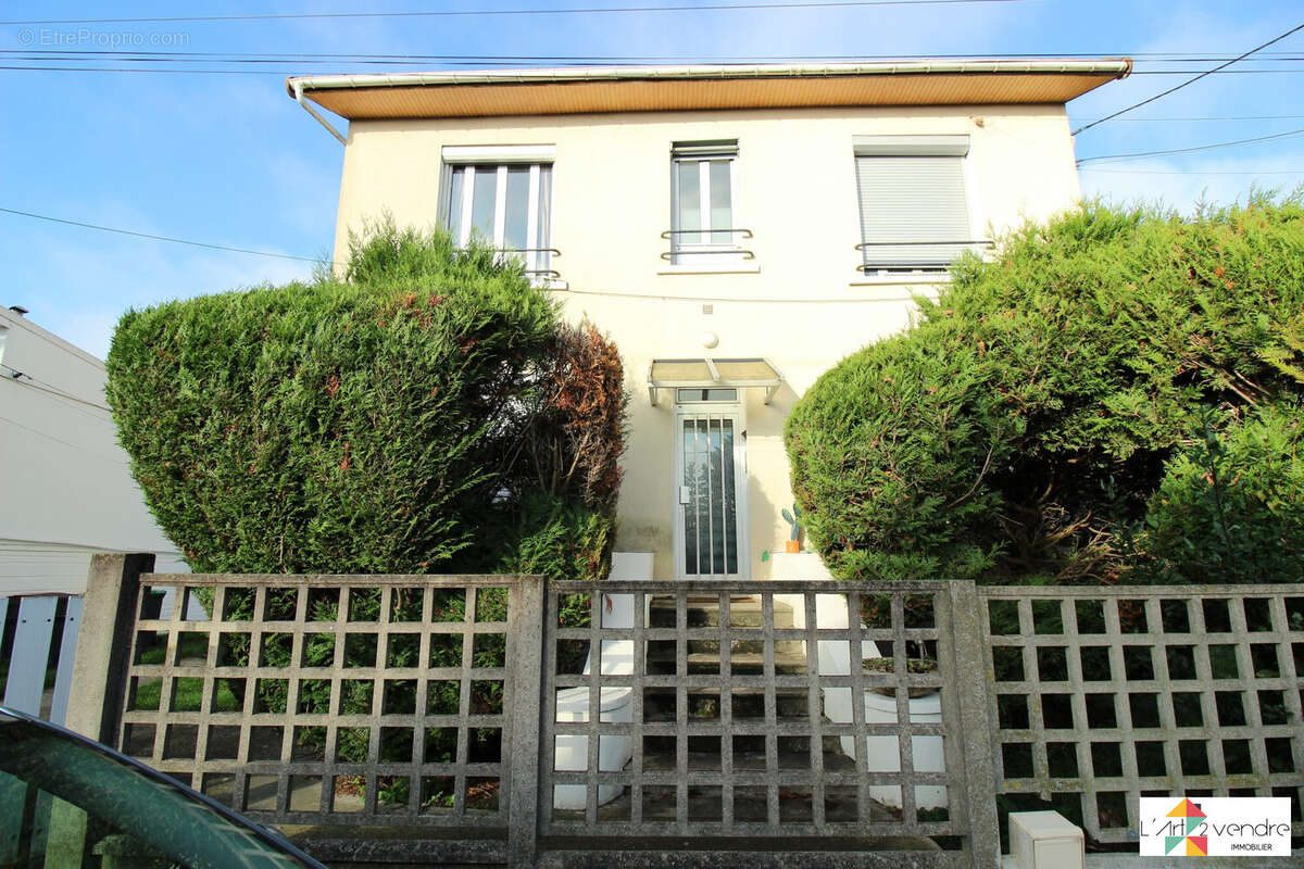 Appartement à ATHIS-MONS