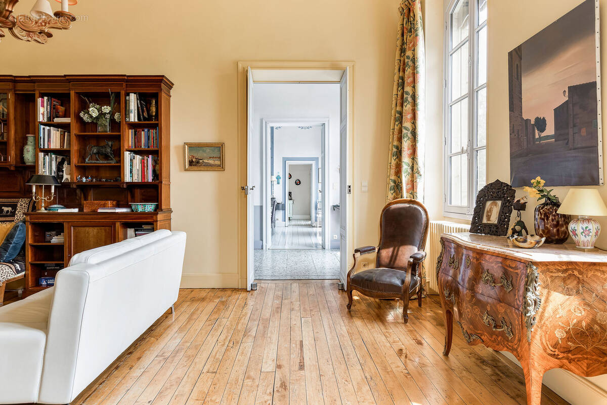 Maison à SAINT-SULPICE