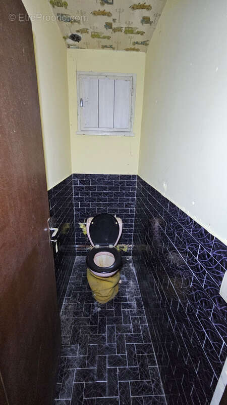 Maison à PRUNAY-LE-GILLON