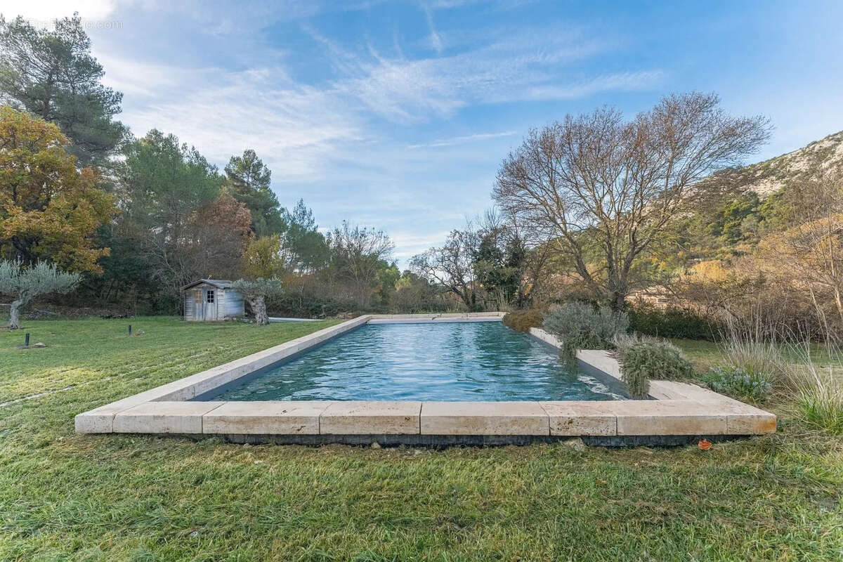 Maison à VAUVENARGUES