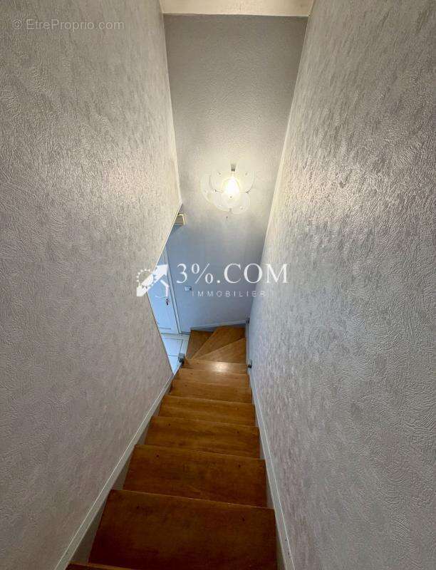3%COM - En EXCLUSIVITÉ- À REICHSTETT, maison mitoyenne d'env - photo 14