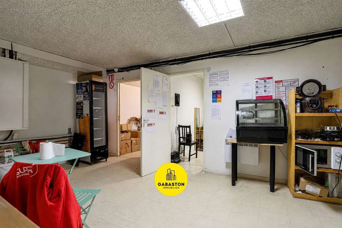 Commerce à MARSEILLE-13E
