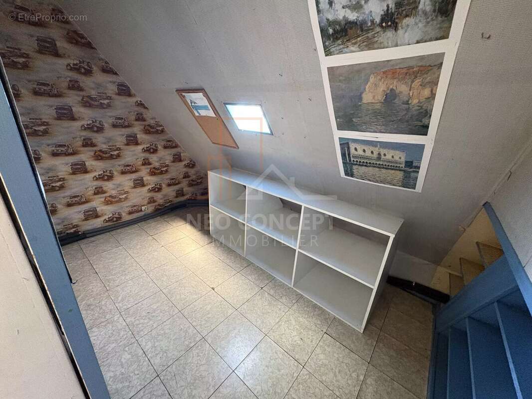 Maison individuelle de 216,55 m2 habitables sur 9,42 ares de terrain sis Kilstett. - photo 9