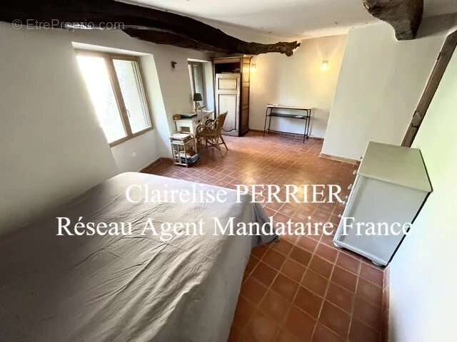 Maison à SILLANS-LA-CASCADE