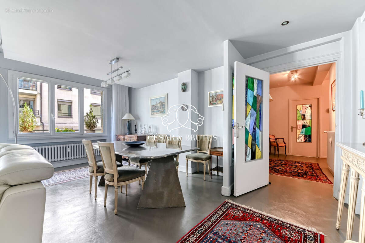 Appartement à LYON-6E