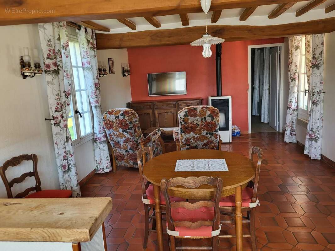 Maison à GOURNAY-EN-BRAY