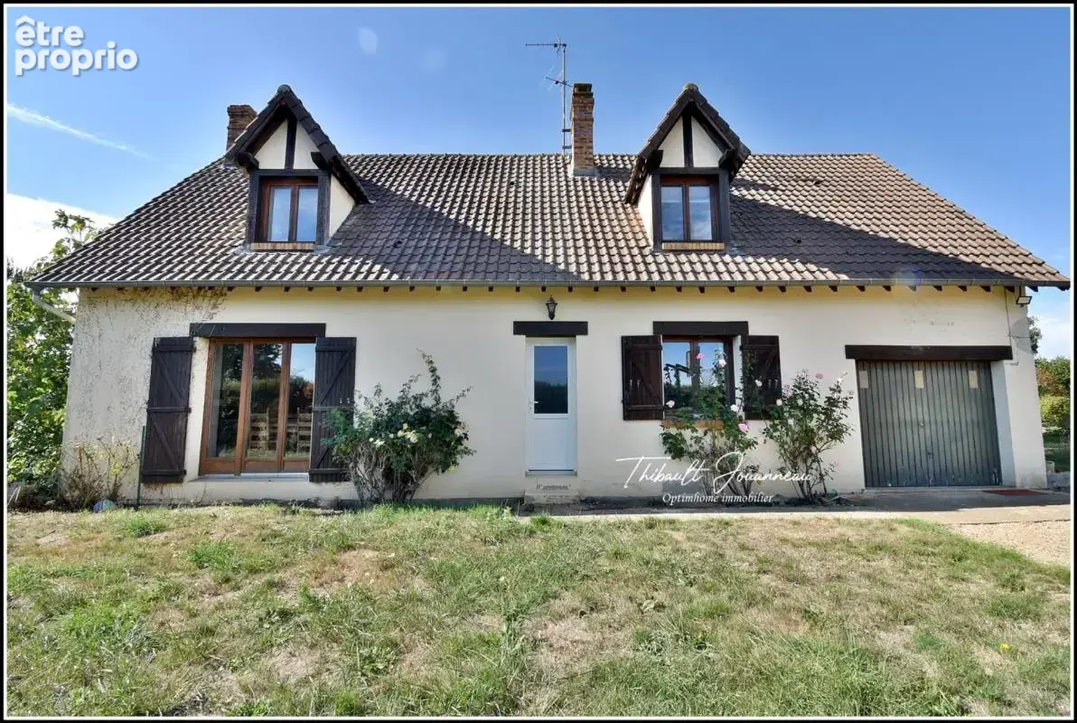 Maison à AVRILLY