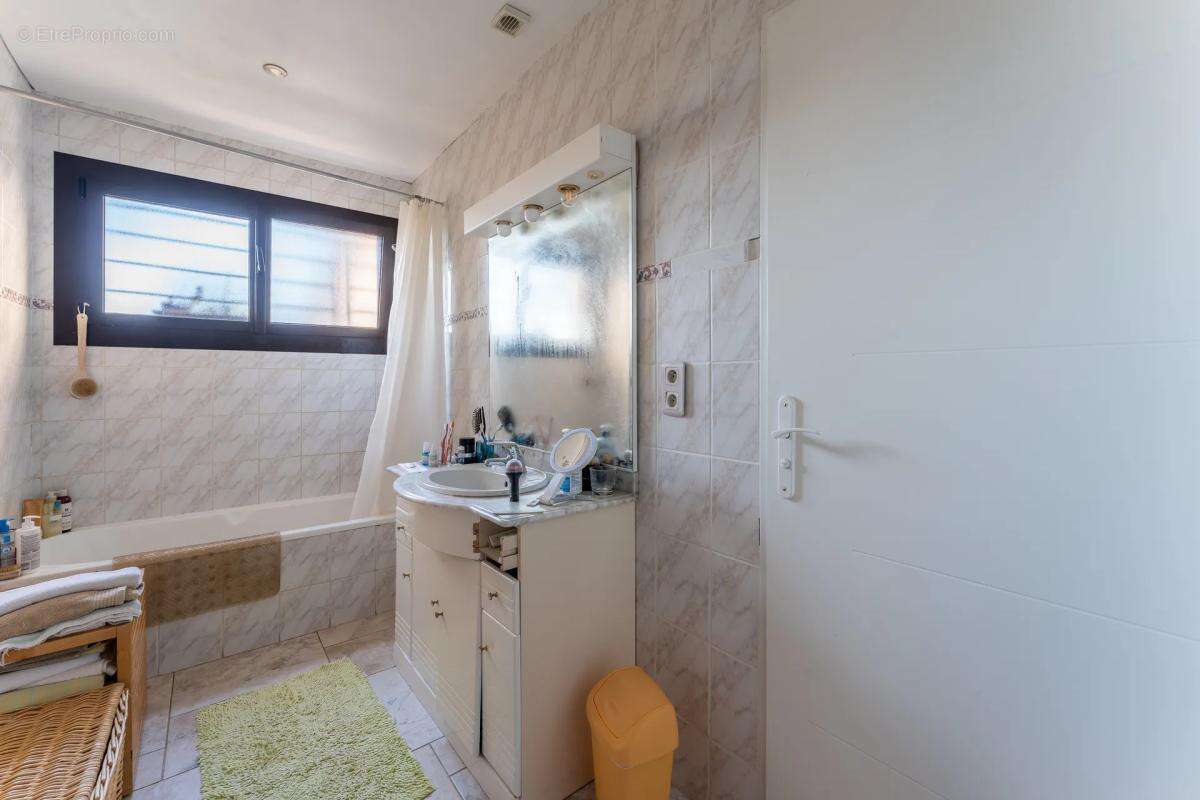 Maison à LE TAILLAN-MEDOC