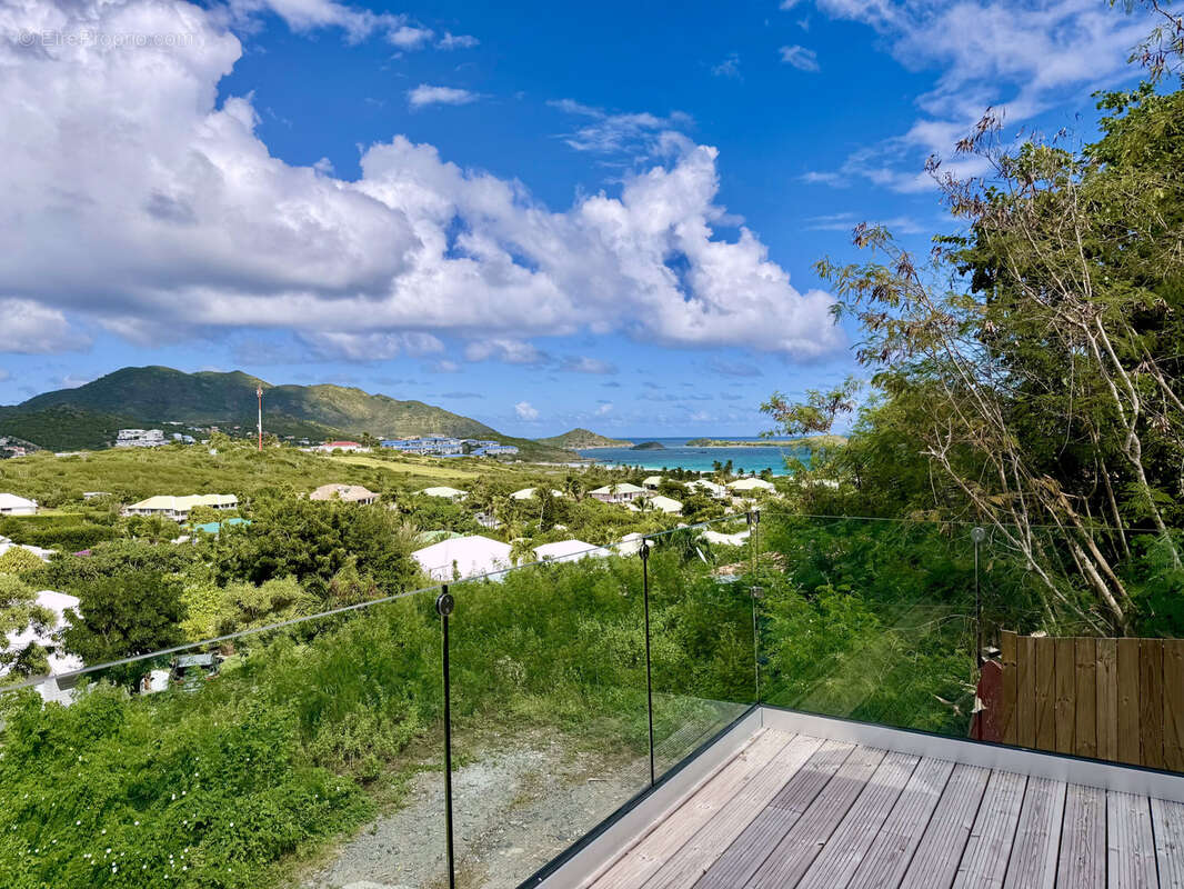 Maison T4 - 108 m2 - Baie Orientale - photo 2