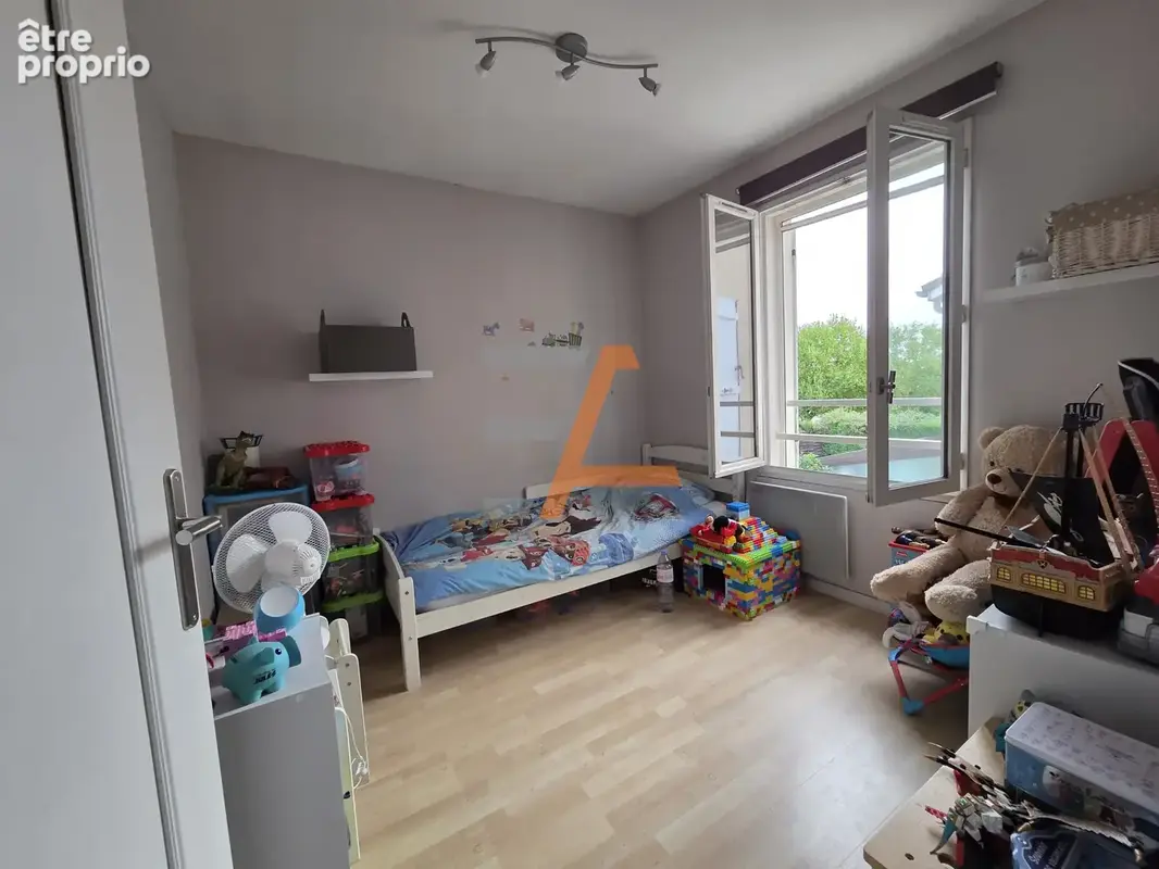 Exclusivité   saint-romain-le-puy   maison familiale 4 chambres avec jardin et garage ! - photo 8