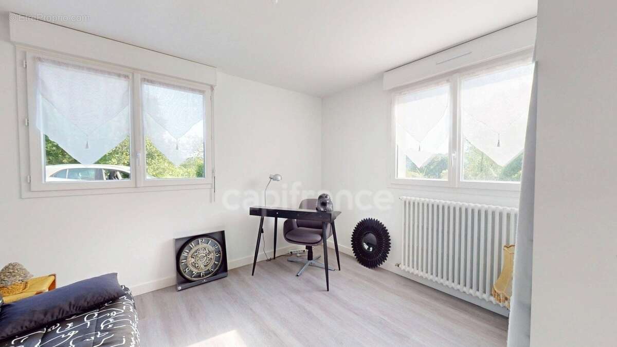 LE JUCH(29) Maison néo-bretonne de 148m² sur un terrain de 1000m², 4 chambres, garage, sous-sol - photo 14