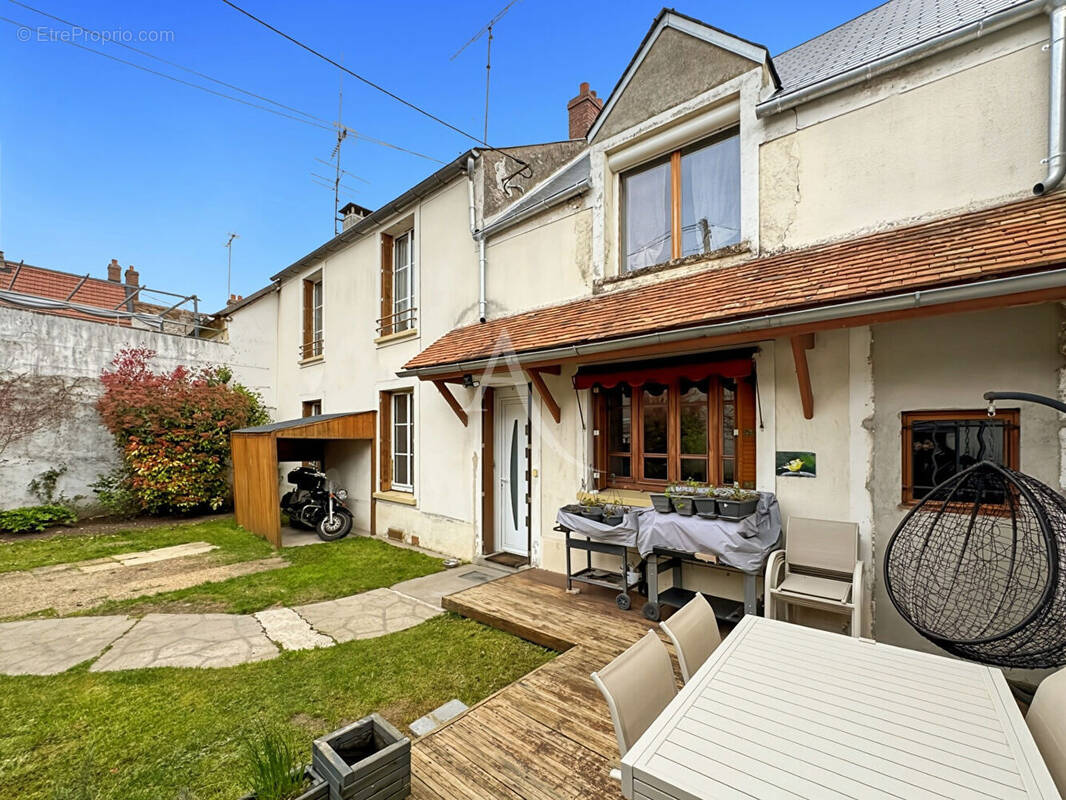 Maison à ANGERVILLE