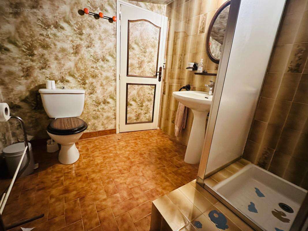 A vendre, Manosque, Maison Familiale 6 Chambres – 159 m²  Calme, Vue Dégagée & Fort Potentiel - photo 12
