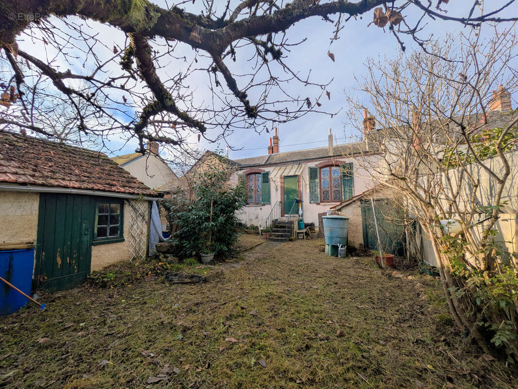 Maison à CHALETTE-SUR-LOING