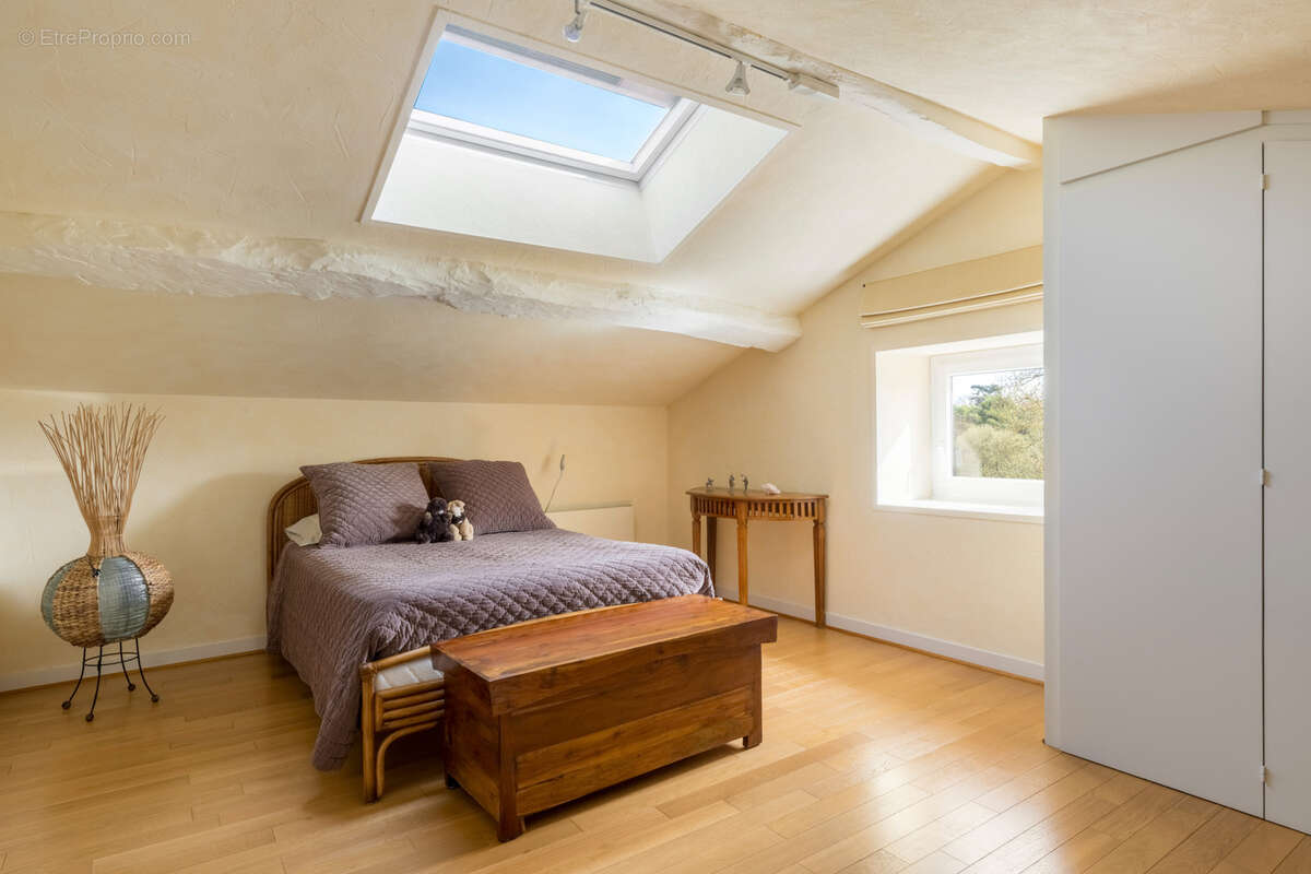 Maison à CHARNAY-LES-MACON