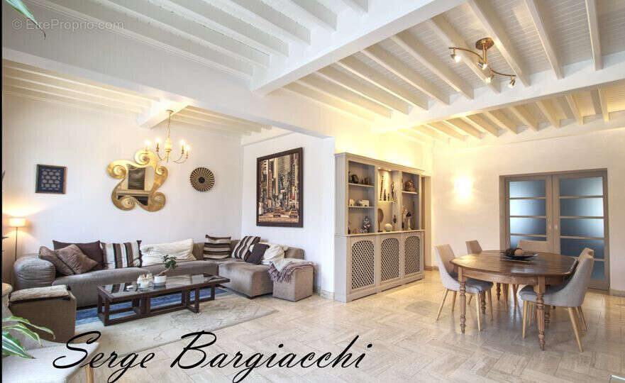 Maison 335 m² à Courchelettes  - photo 3