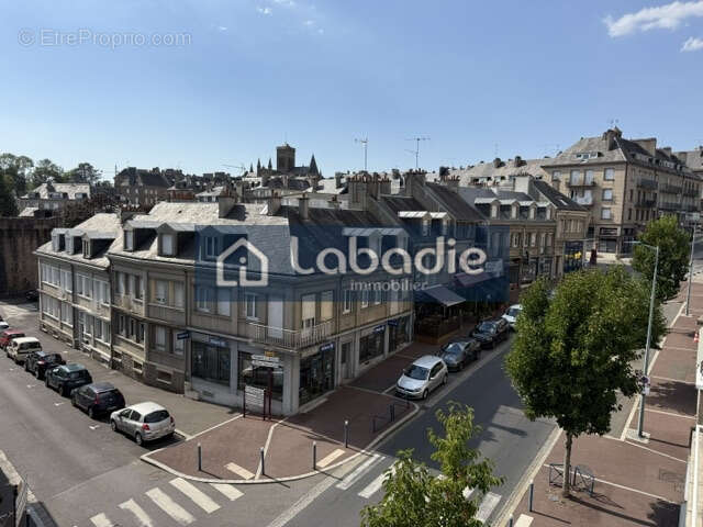 EXCLUSIVITE, centre ville de Vire, appartement de 44.18m2 très lumineux avec balcon, cave. - photo 2