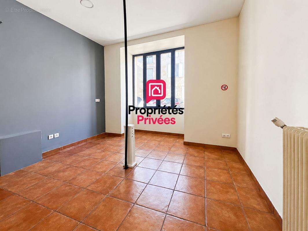 Immeuble en pierre avec garage, cour privative et fort potentiel d'aménagement - photo 9