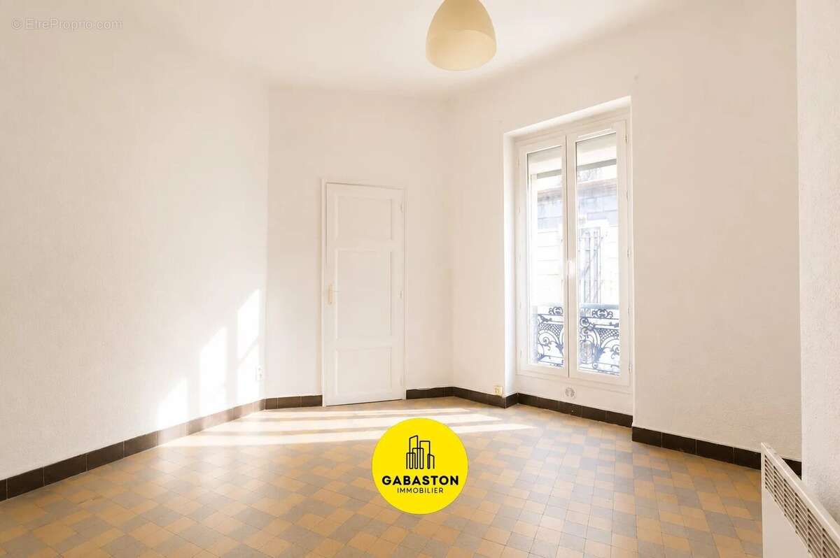 Appartement 22 m² à Marseille-4e  - photo 4