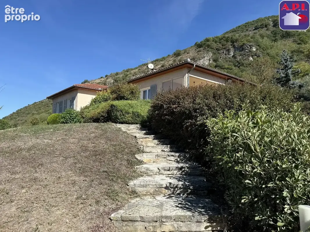 Maison 6 pièces 187 m² à vendre à Foix (09000) - photo 2