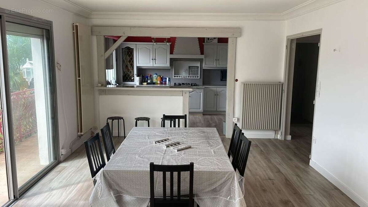 Appartement à IFS