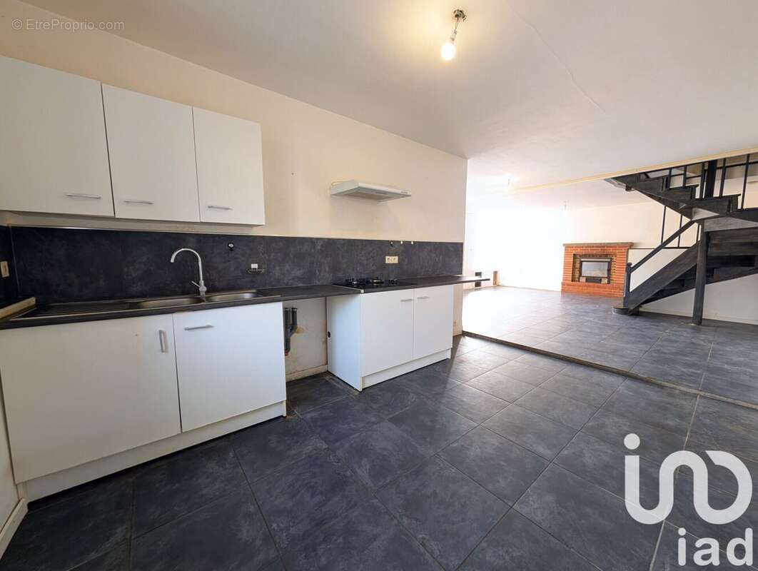 Photo 3 - Maison à LA CHAPELLE-AUX-FILTZMEENS