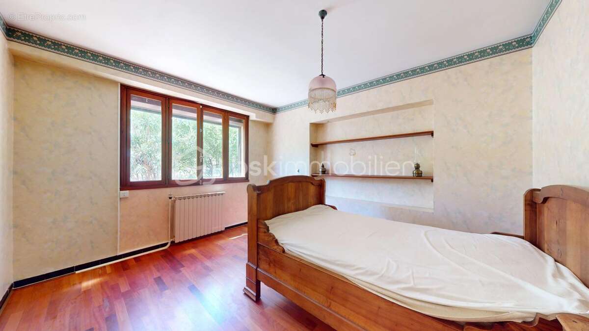 Grande maison divisée en deux logements ou logement + activité pro - photo 19