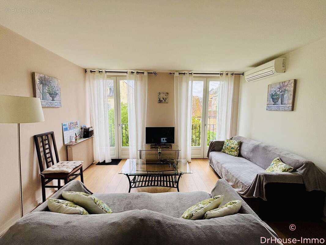 Appartement à SARLAT-LA-CANEDA