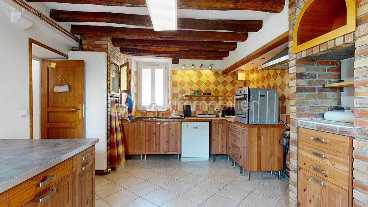 Incroyable POTENTIEL ! Splendide DOMAINE, ensemble immobilier au sein d’un ancien corps de ferme rénové, 340 m² habitables sur p - photo 8