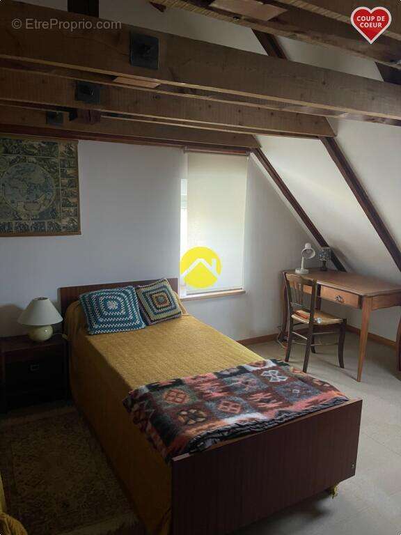 Maison 8 pièces 124 m² à vendre à Pierrefort (15230) - photo 12