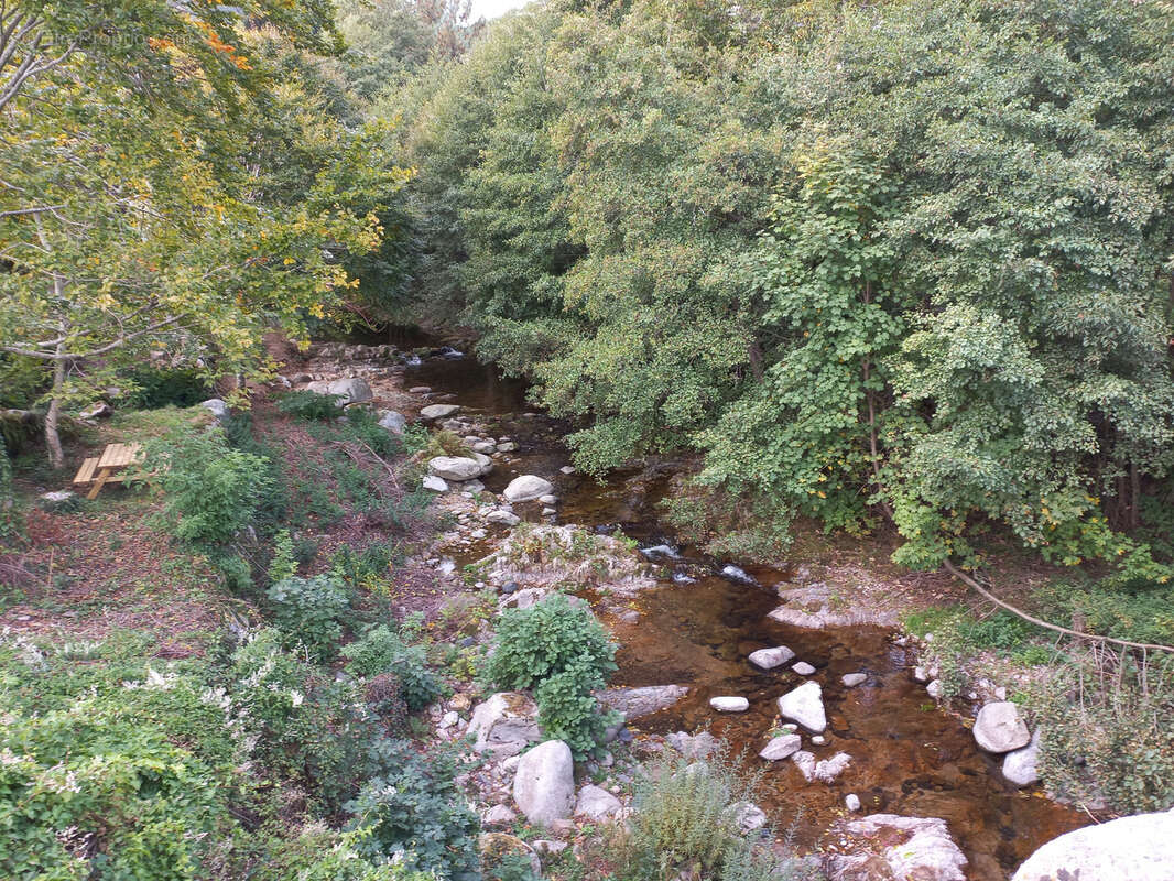 Marcols-les-eaux , maison en pierres : Un bien d’exception où charme, élégance et confort se rencontrent – coup de cœur immédiat - photo 51