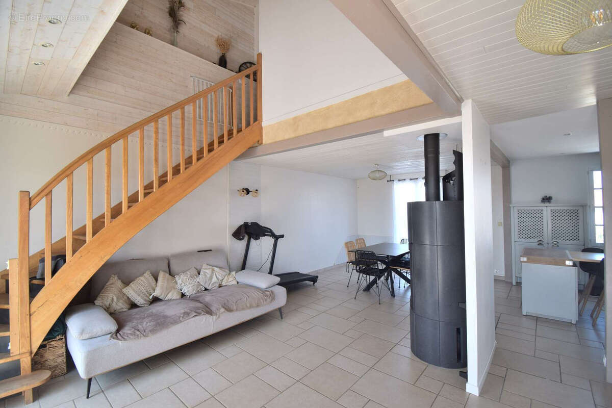 Maison à TREIZE-SEPTIERS