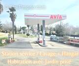 Photo 1 - Commerce à MONTREAL