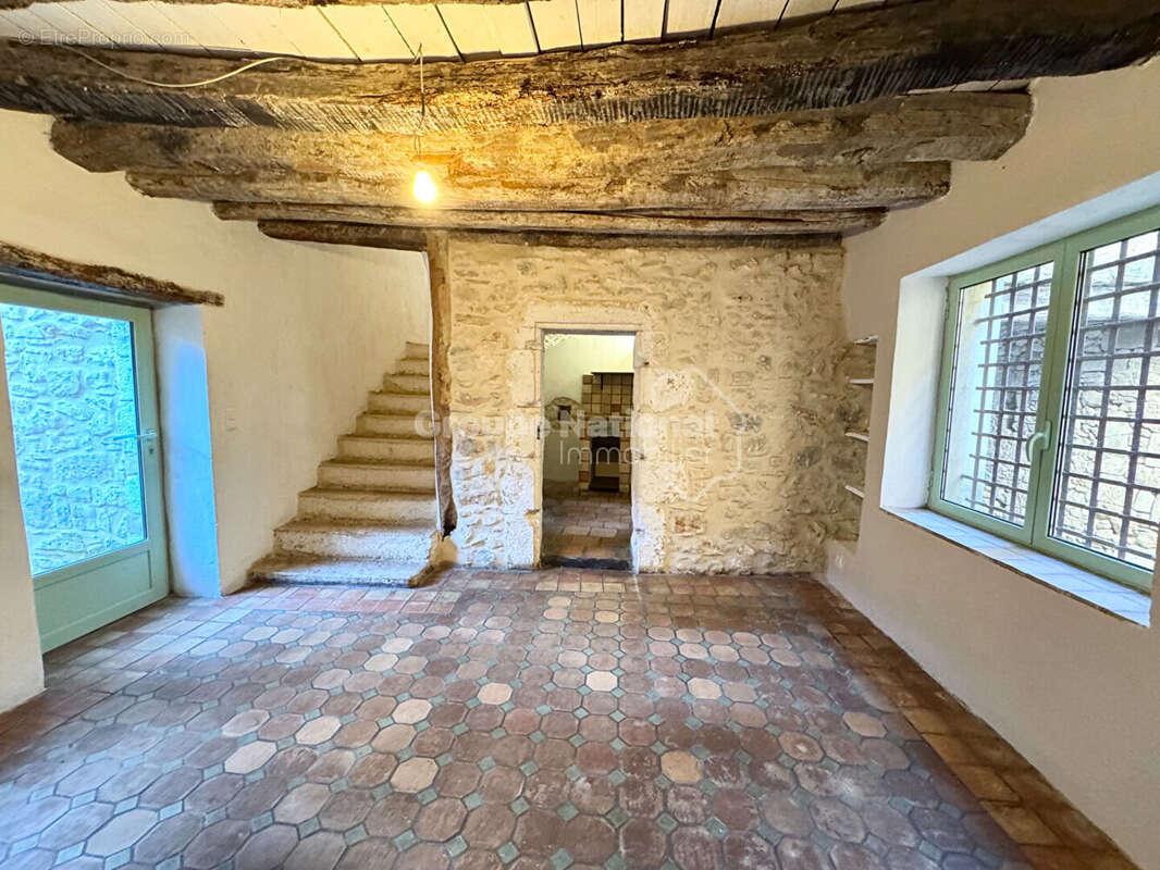 Maison à GOUDARGUES