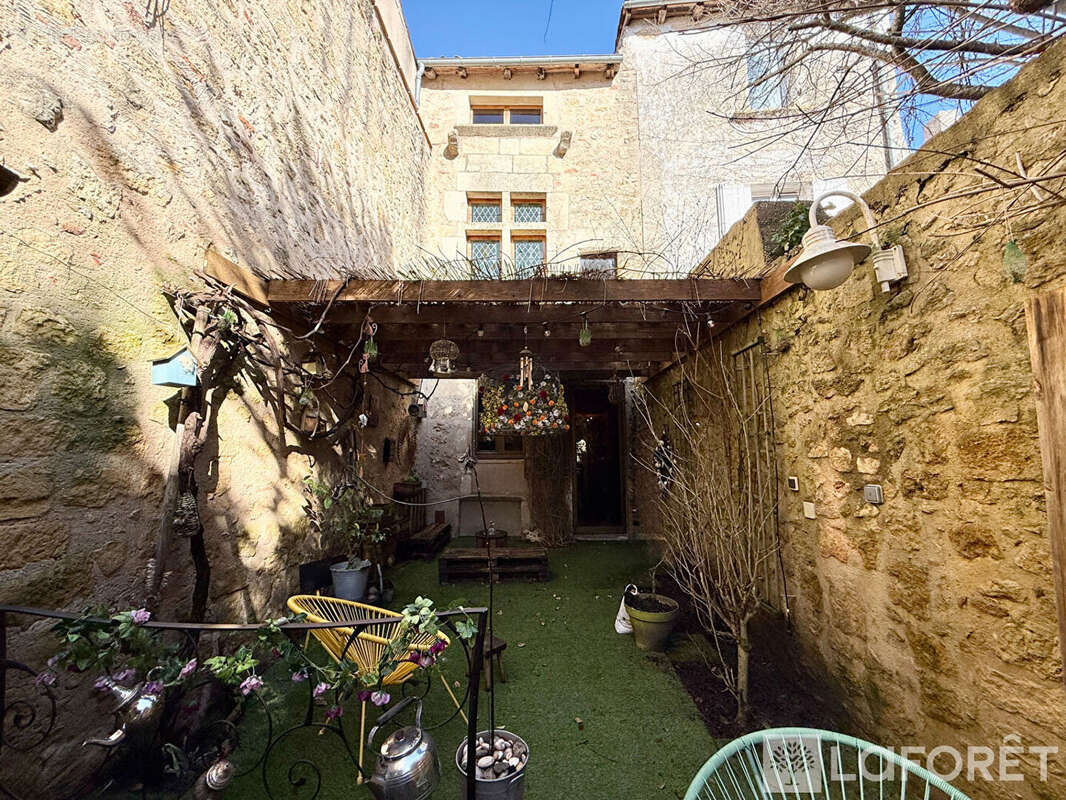 Charmante maison médiévale au coeur du village historique de Saint-Macaire - photo 14