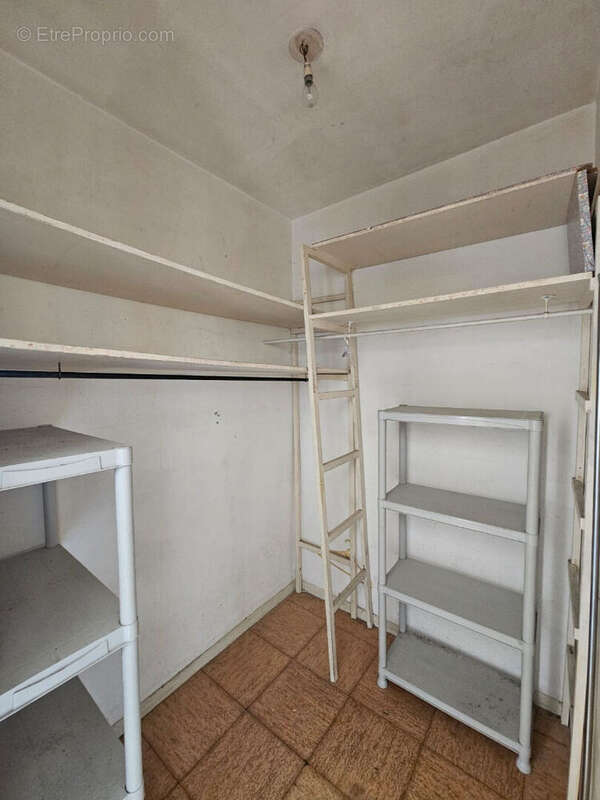 Appartement à MARSEILLE-14E