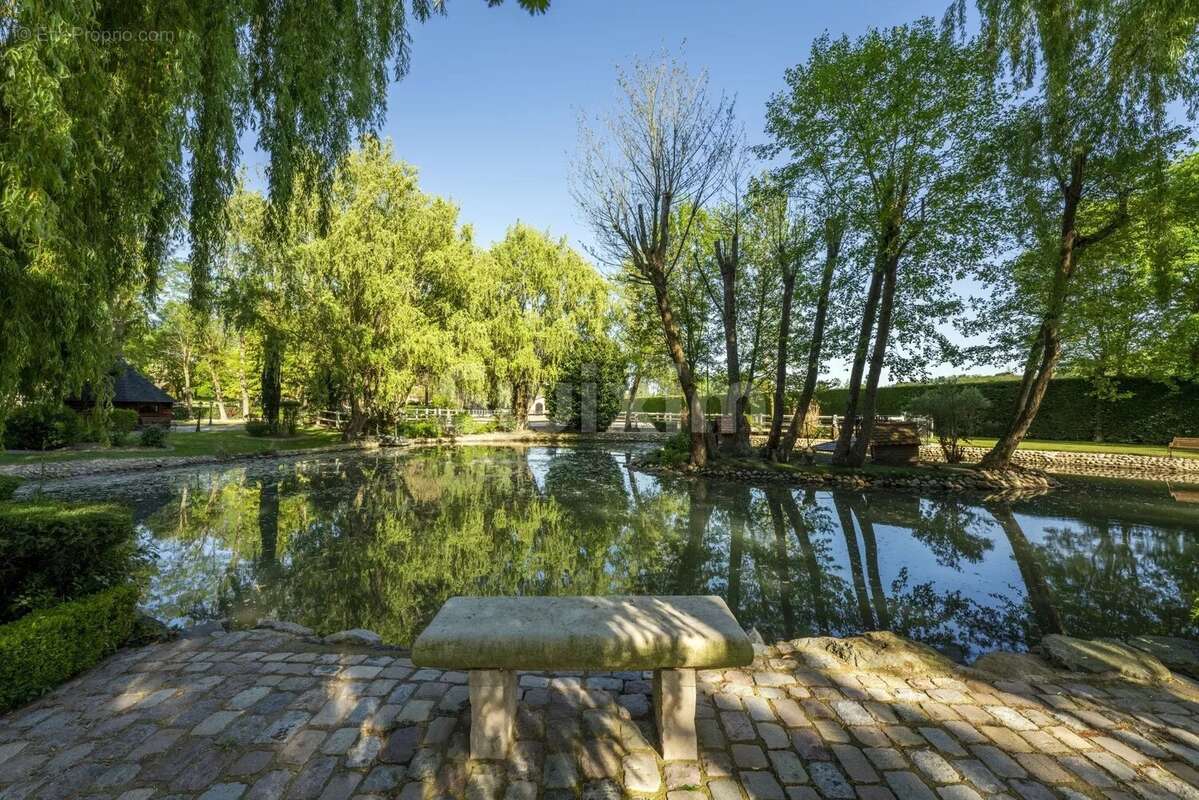 Maison à VILLEFRANCHE-SUR-SAONE