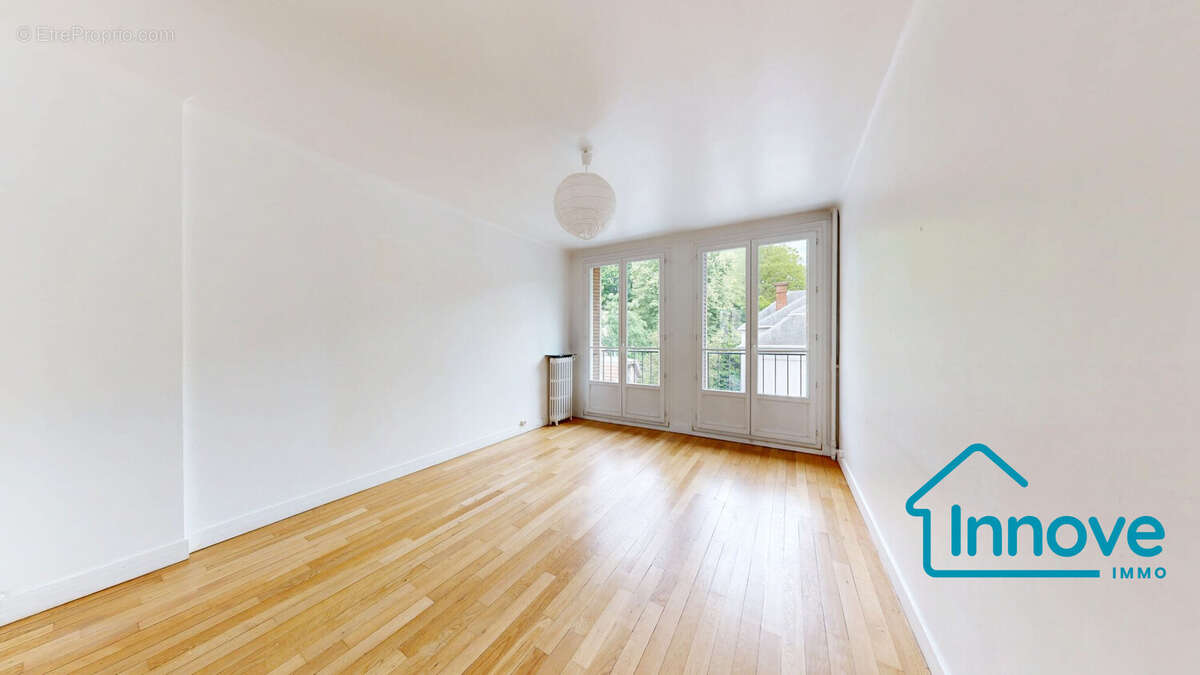 Appartement à VERSAILLES