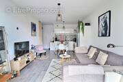 Appartement à FLEURY-MEROGIS