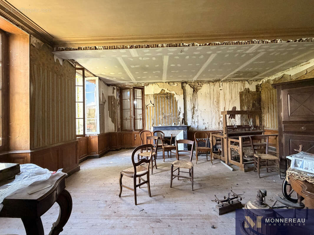 Maison de maitre a rehabiliter - photo 4