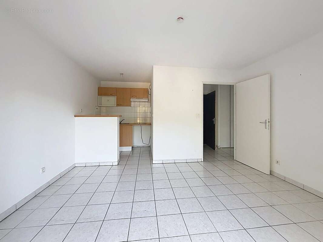 AUCH- T2 de 38m² avec balcon et place de parking - photo 5