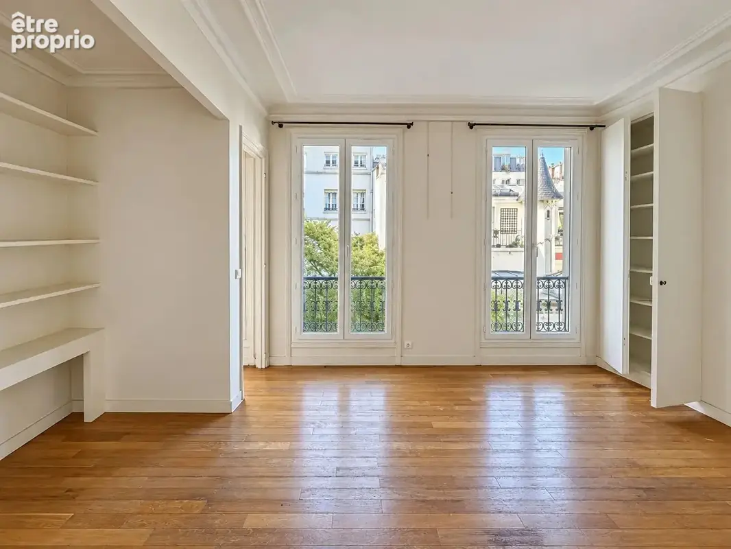 Appartement à PARIS-9E