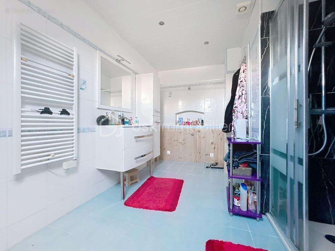 Maison à VIMOUTIERS