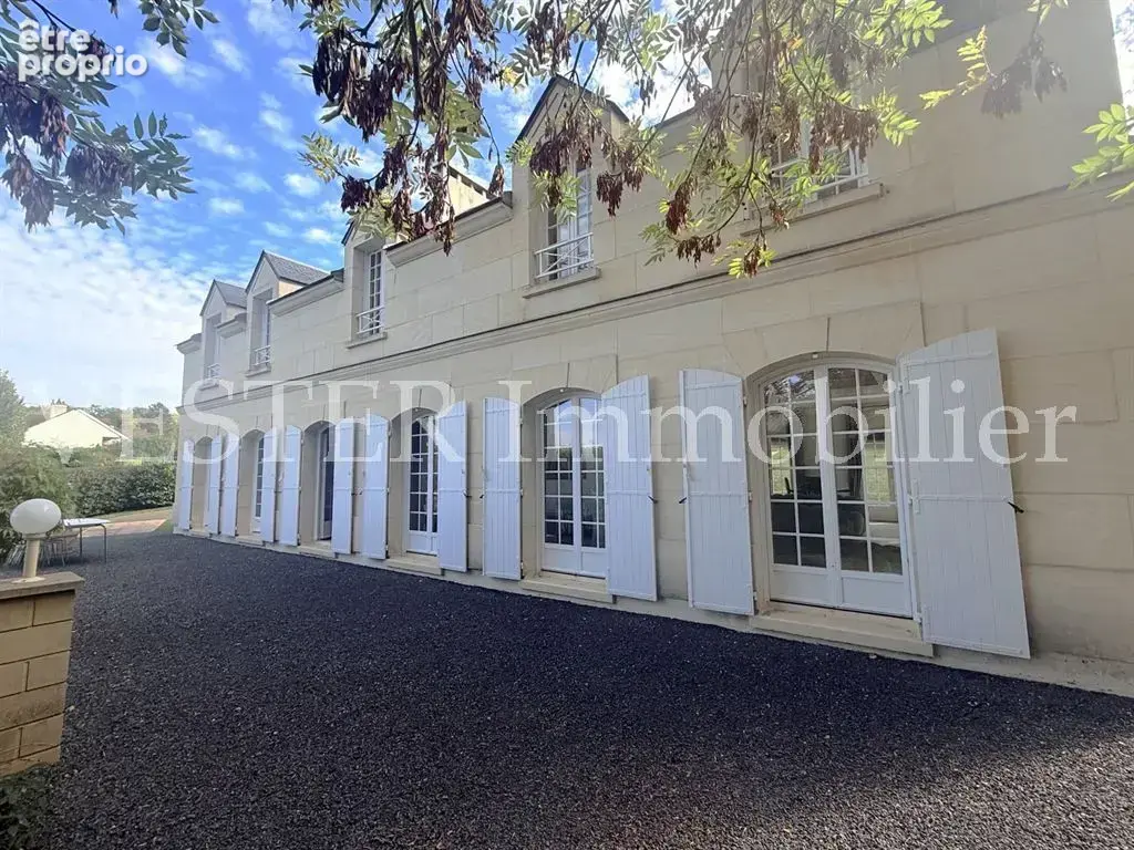 Demeure de caractère en pierre de saint-maximin sur un terrain de 2 850 m² - photo 17