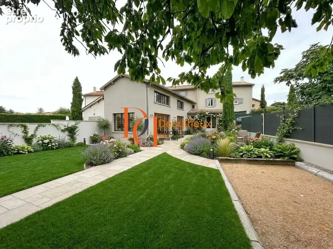 Maison 5 pièces 141 m² à vendre à Montanay (69250) - photo 1