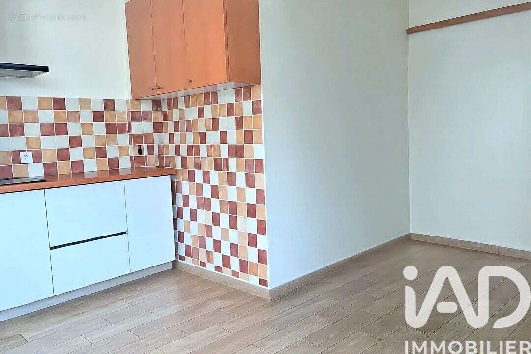 Photo 3 - Appartement à VILLENEUVE-LE-ROI