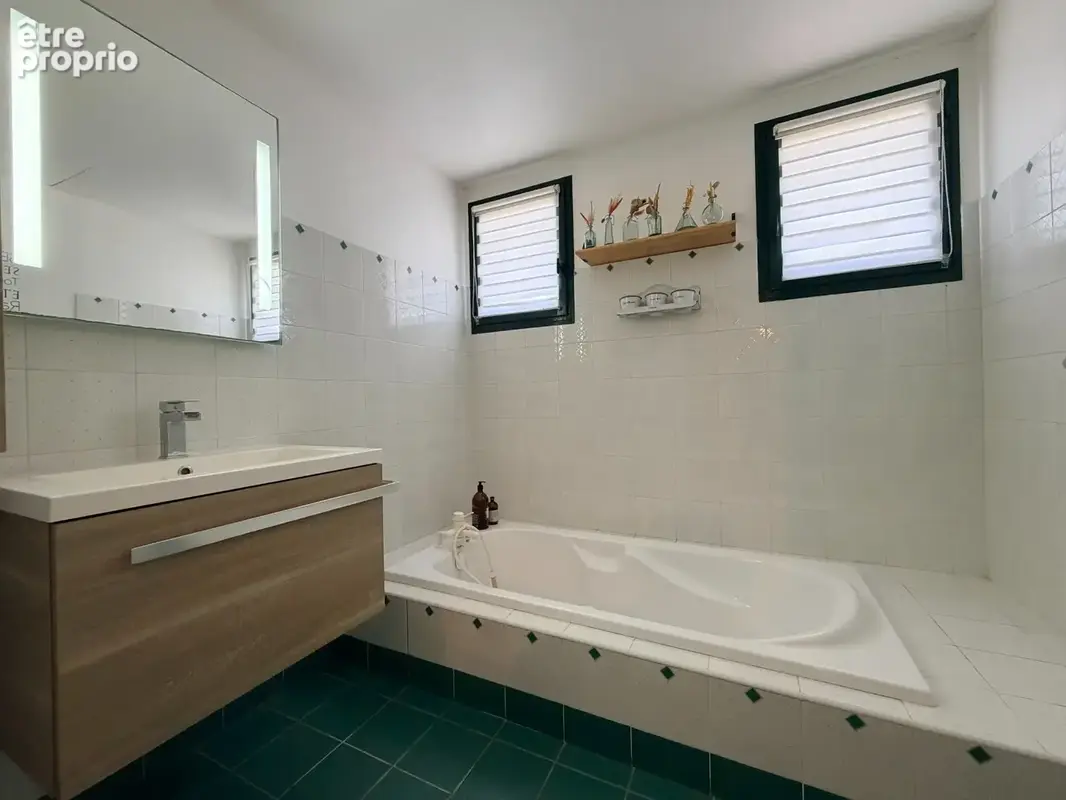 Maison 120 m² – 4 chambres – Séjour cathédrale – Piscine – Terrain 1 300 m² - photo 14