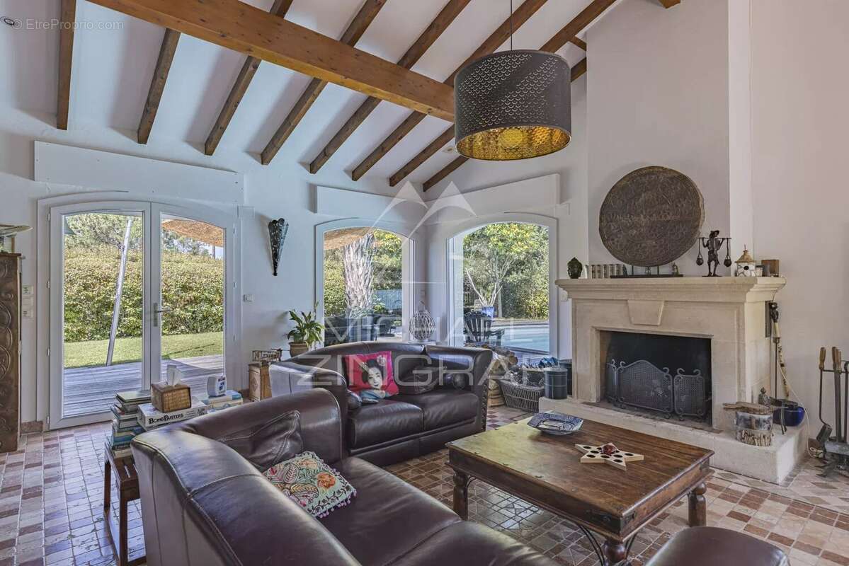 Villa contemporaine de 5 chambres - photo 19