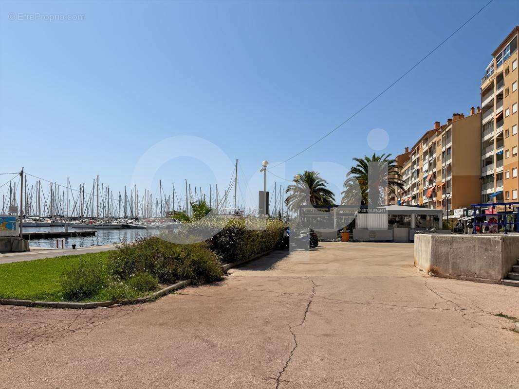 Appartement À Vendre - photo 18