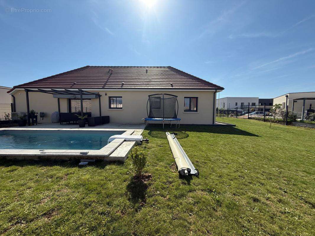 Maison à ROUVRES-EN-PLAINE